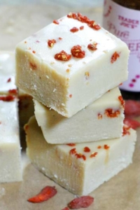 White chocolate peppermint fudge