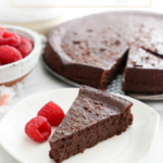 flourless chocolate cake pin