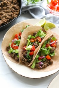 3 healthy tacos on a serving plate.
